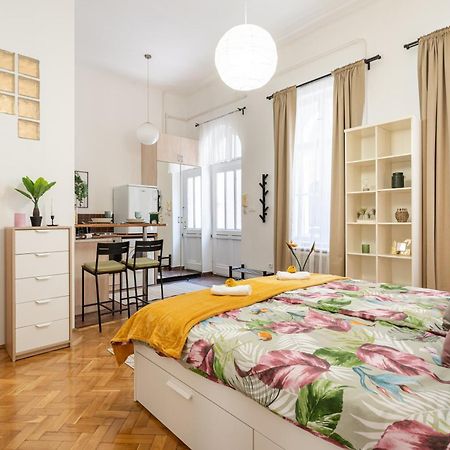 Cosmopolitan Studio - Chic Getaway In A Fancy Neighbourhood 부다페스트 외부 사진