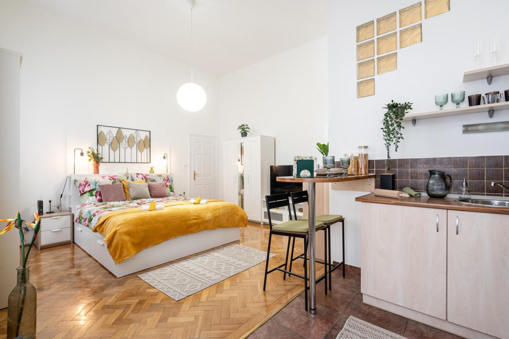 Cosmopolitan Studio - Chic Getaway In A Fancy Neighbourhood 부다페스트 외부 사진