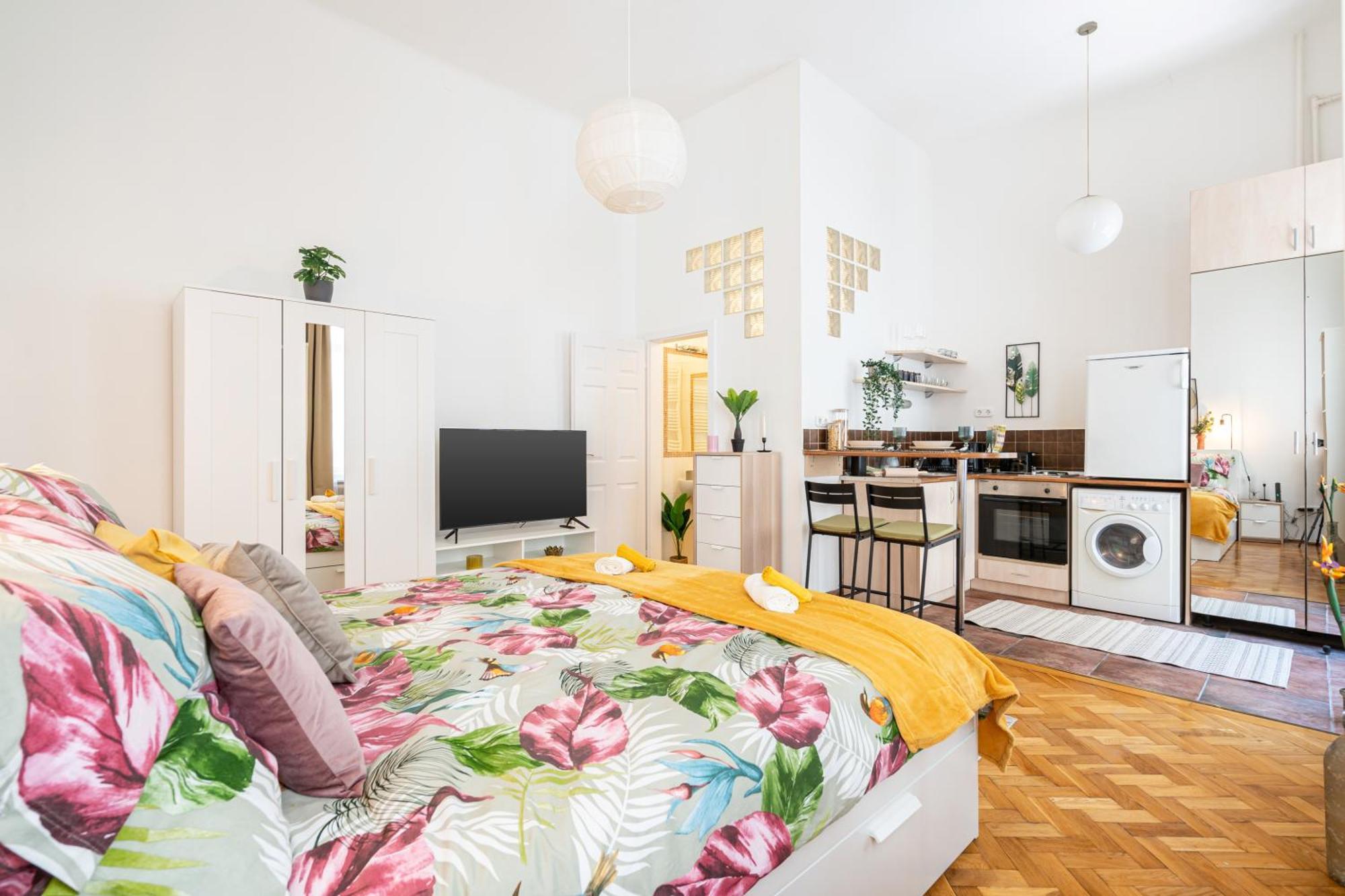 Cosmopolitan Studio - Chic Getaway In A Fancy Neighbourhood 부다페스트 외부 사진